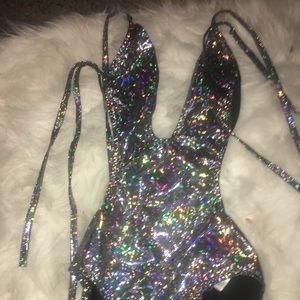 Iheatteaves butterfly bodysuit